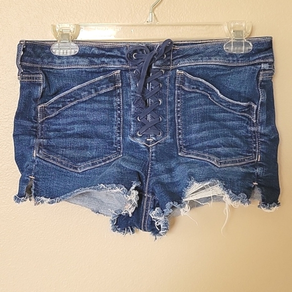 American Eagle High Rise Lace Up Front Shortie Shorts - Size 6 - Picture 1 of 8